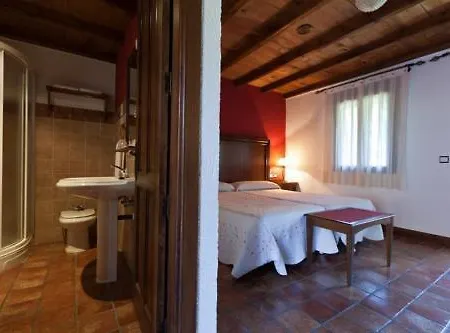 Coto Del Valle De Hotel 4*